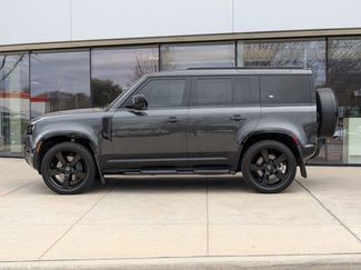 Used 2024 Land Rover Defender 110 X-Dynamic SE video 2