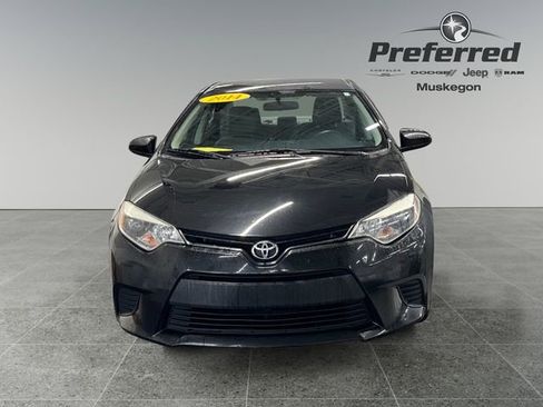 Used 2014 Toyota Corolla LE image 11