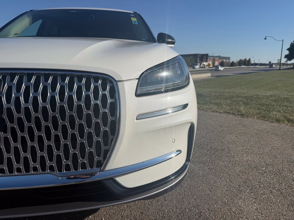 Used 2024 Lincoln Corsair AWD w/ Equipment Group 101A image 10