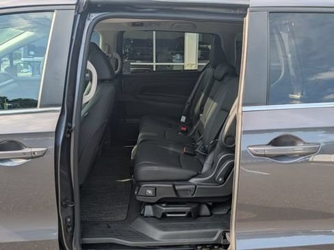Certified 2026 Honda Odyssey EX-L image 13