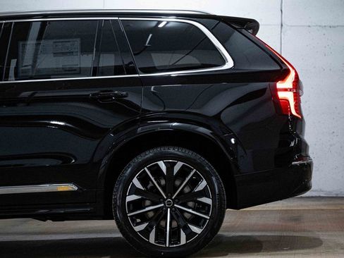 New 2026 Volvo XC90 T8 Ultra w/ Protection Package Premier AWD/4WD image 4