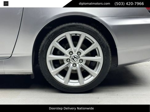 Used 2006 Honda S2000 Convertible 2D image 38