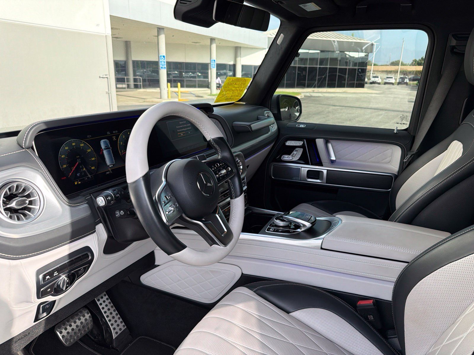 Used 2023 Mercedes-Benz G 550 image 8