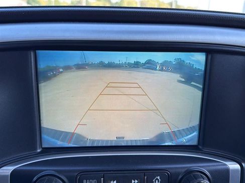 Used 2019 GMC Sierra 2500 SLT w/ Driver Alert Package image 18