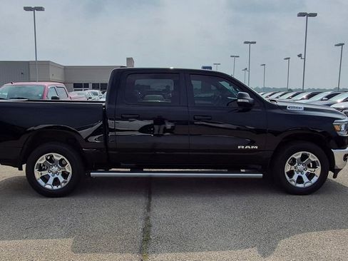 Used 2021 RAM 1500 Big Horn AWD/4WD image 3