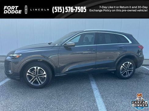 Used 2025 Audi Q5 Premium AWD/4WD image 1