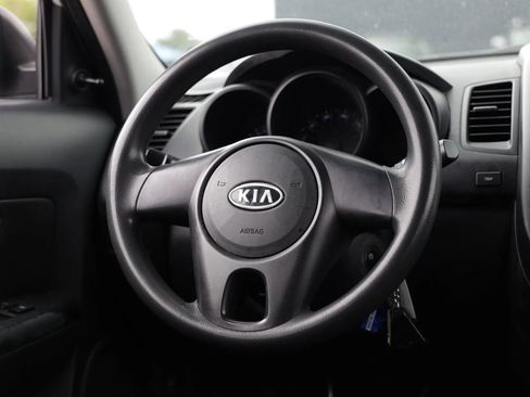 Used 2011 Kia Soul FWD image 27