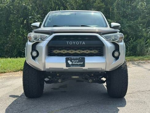 Used 2018 Toyota 4Runner SR5 Premium AWD/4WD image 9
