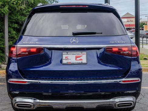 Used 2025 Mercedes-Benz Maybach GLS 600 4MATIC image 35