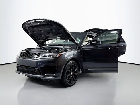 Used 2021 Land Rover Range Rover Sport HST image 23