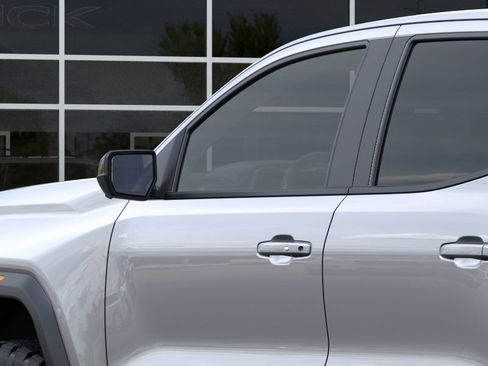 New 2026 GMC Canyon Elevation w/ Technology Package RWD image 36