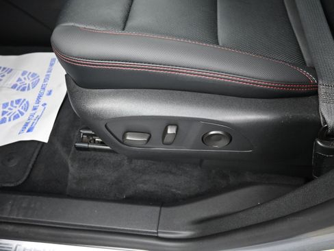 Used 2024 Chevrolet Traverse RS FWD image 10