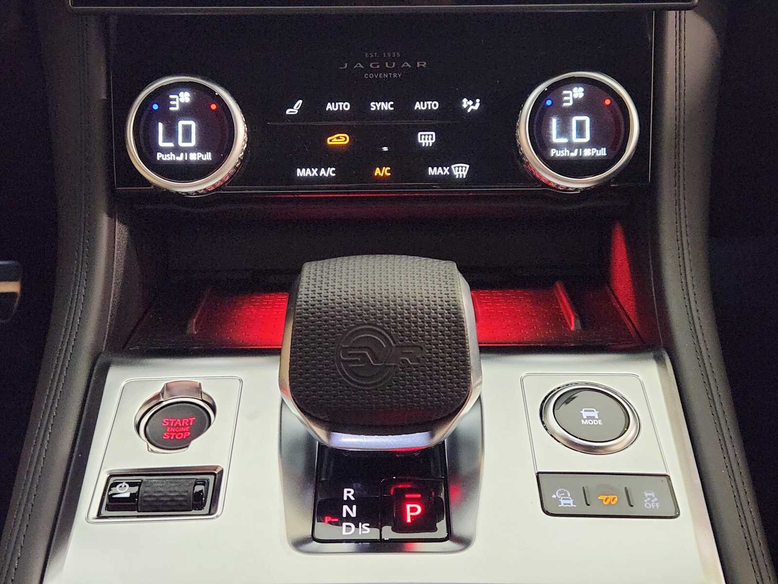 New 2026 Jaguar F-PACE SVR 575 Edition AWD/4WD image 37