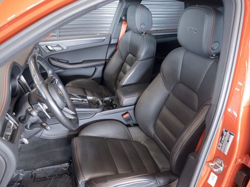 Certified 2022 Porsche Macan GTS AWD/4WD image 5