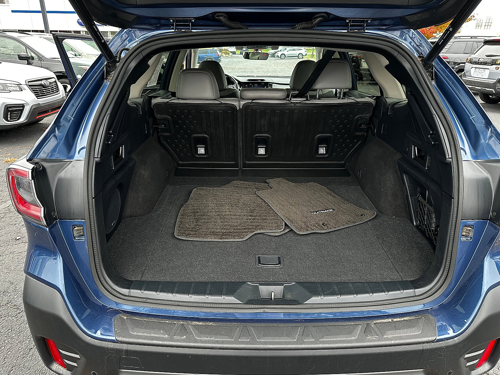 Used 2021 Subaru Outback Limited XT w/ Popular Package #2 AWD/4WD image 11