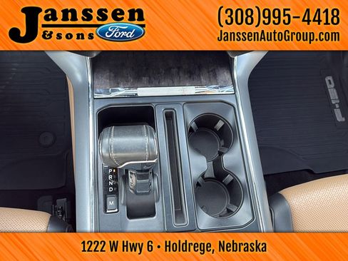 Used 2022 Ford F150 Lariat image 16