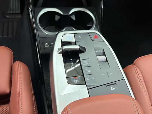 New 2026 BMW X2 xDrive28i AWD/4WD image 15