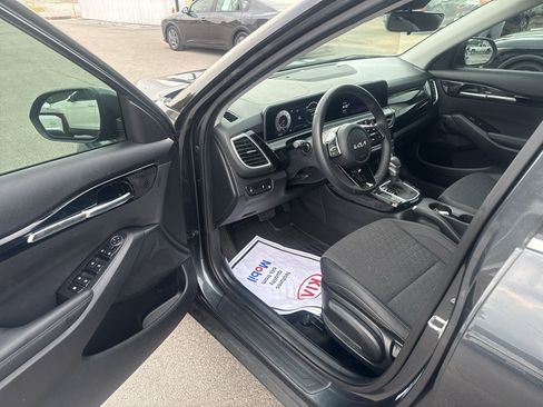 Used 2024 Kia Seltos S FWD image 25