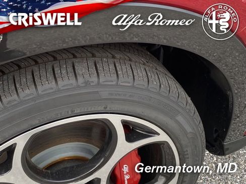 New 2024 Alfa Romeo Tonale Veloce image 14