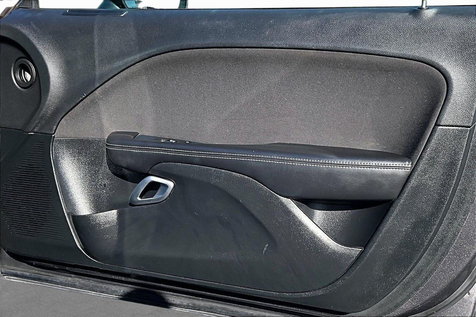 Used 2019 Dodge Challenger SXT RWD image 17