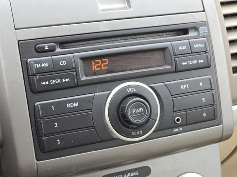 Used 2012 Nissan Sentra 2.0 image 6