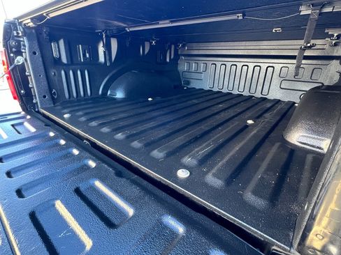 Used 2019 Ford F150 Platinum image 13