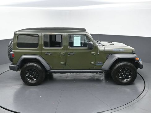 Used 2023 Jeep Wrangler Unlimited w/ Sun & Screen Package AWD/4WD image 42