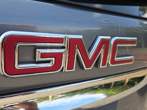 Certified 2020 GMC Terrain SLE FWD image 30