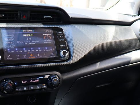 Used 2021 Nissan Kicks SV FWD image 42