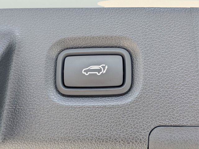 Certified 2023 Hyundai Santa Fe SEL FWD image 11