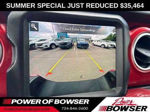 Used 2023 Jeep Gladiator Rubicon w/ Cold Weather Group AWD/4WD image 18