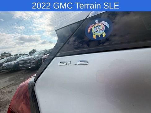 Used 2022 GMC Terrain SLE w/ Driver Convenience Package AWD/4WD image 13