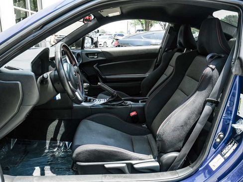 Used 2013 Subaru BRZ Premium RWD image 4