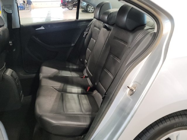 Used 2014 Volkswagen Jetta SE FWD image 5