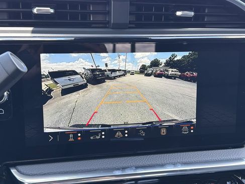New 2026 GMC Sierra 3500 Denali w/ Denali Reserve Package AWD/4WD image 5