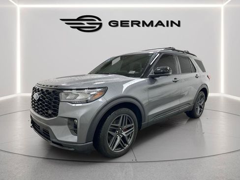 Certified 2025 Ford Explorer ST image 4