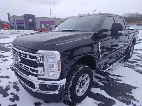 New 2026 Ford F250 XLT image 9