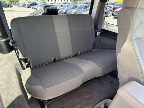 Used 2003 Jeep Wrangler Sahara AWD/4WD image 14
