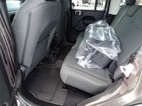 New 2025 Jeep Wrangler Sport S image 20