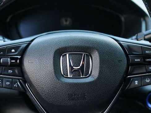 Used 2018 Honda Accord Sport image 21
