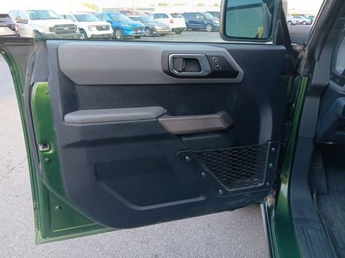 Used 2022 Ford Bronco Black Diamond AWD/4WD image 25