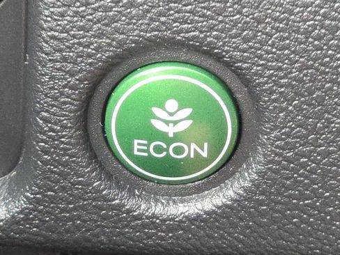 Used 2022 Honda Pilot TrailSport image 12