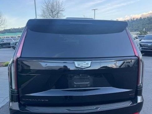 Used 2021 Cadillac Escalade Sport Platinum w/ Heavy-Duty Trailer Package image 9