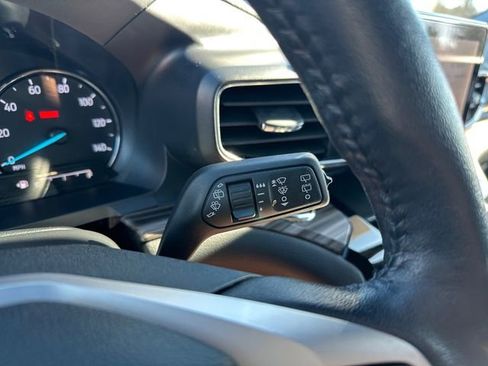 Used 2023 Ford Explorer Limited image 26