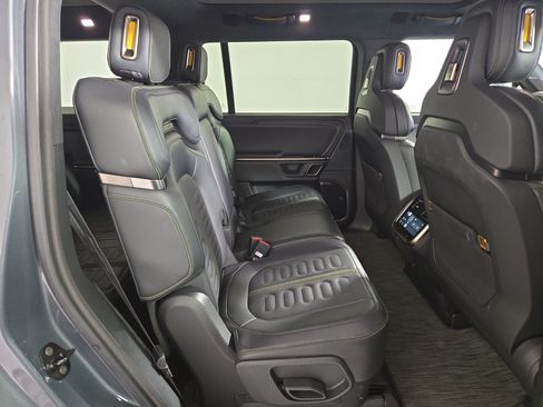 Used 2024 Rivian R1S Adventure AWD/4WD image 23