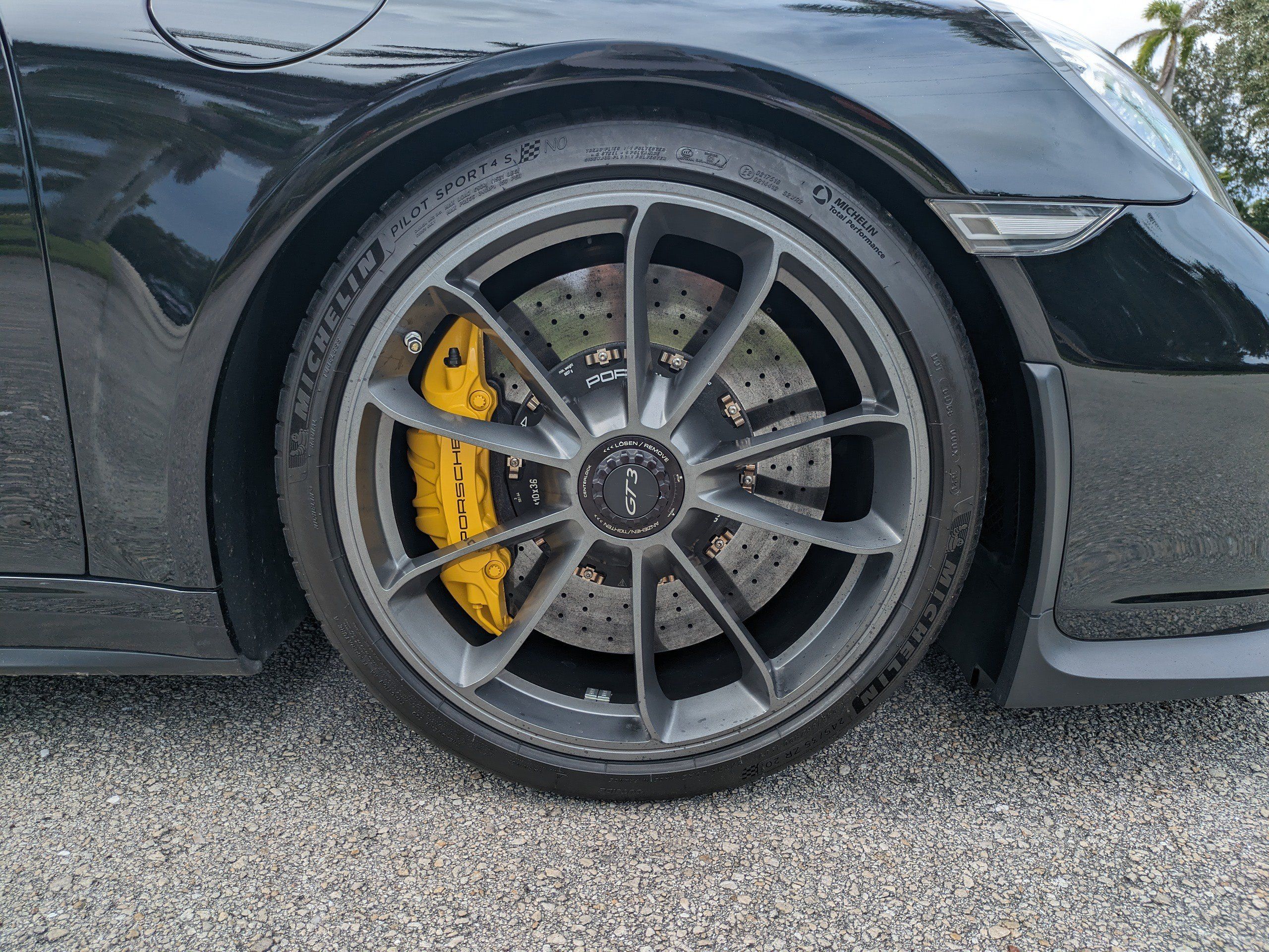 Used 2015 Porsche 911 GT3 RWD image 11