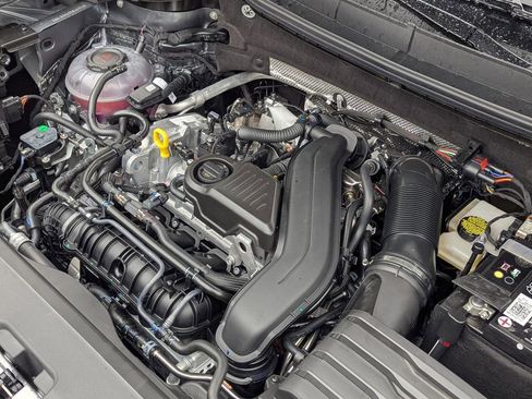 New 2026 Volkswagen Taos SEL AWD/4WD image 37