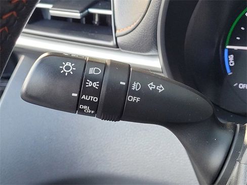 Certified 2021 Toyota Sienna XSE image 32