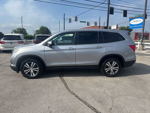 Used 2017 Honda Pilot EX-L image 2