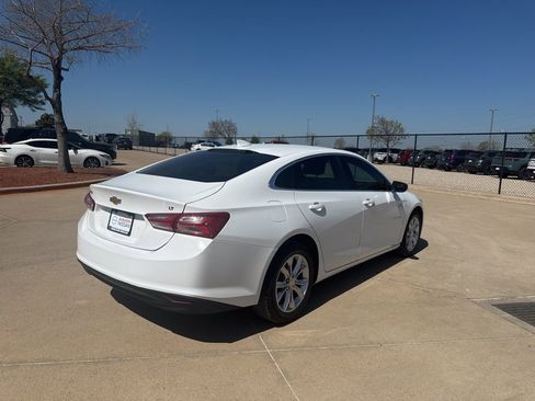Used 2022 Chevrolet Malibu LT image 6
